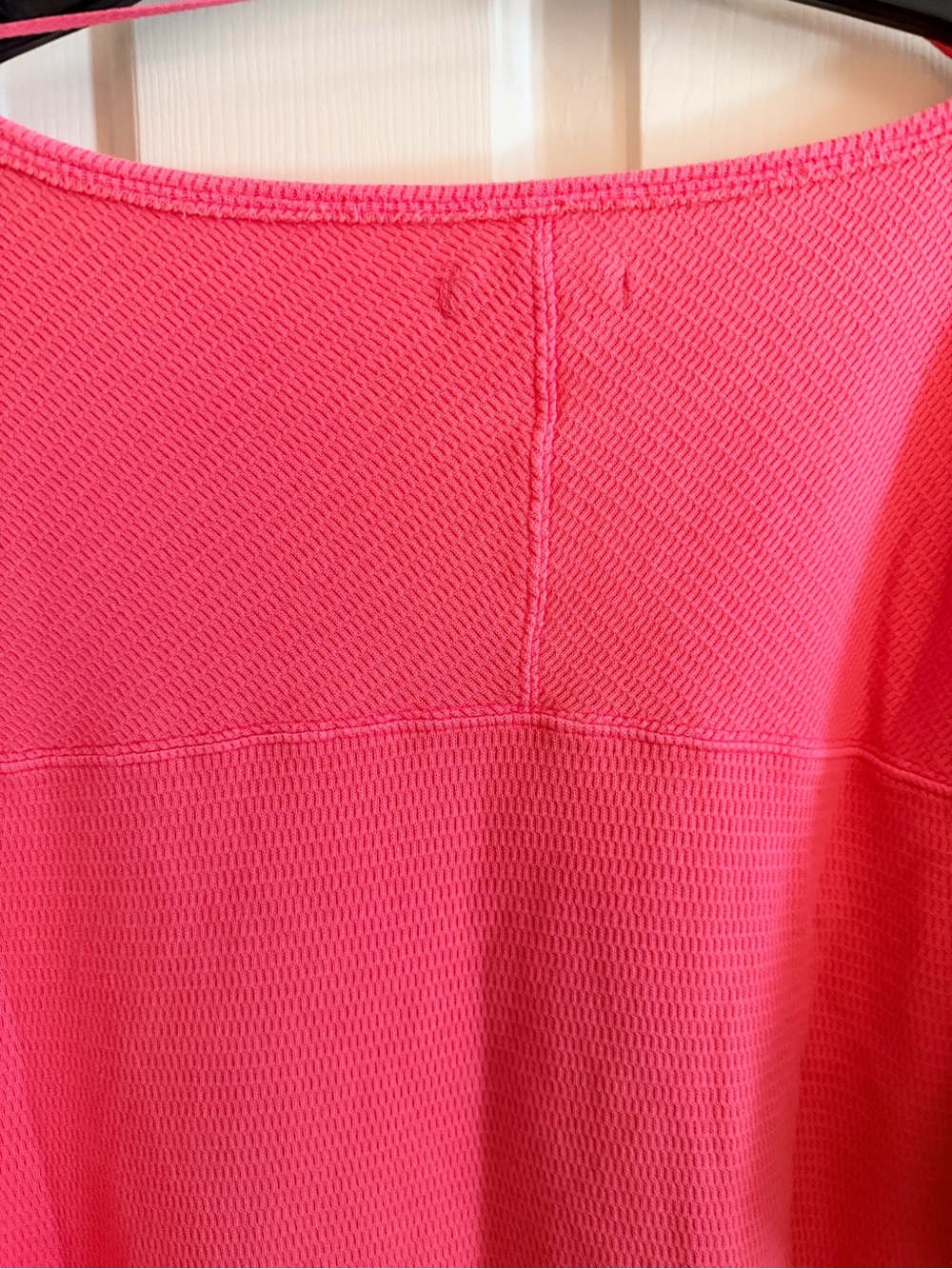 Free People XL Extra Large Hot Pink Thermal Long Sleeve Top Pullover Shirt - Picture 5 of 8